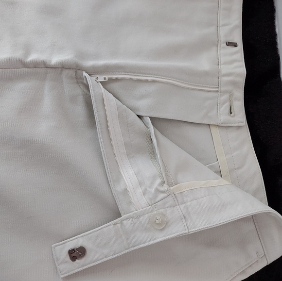 Dockers  Skort     NWT          Size 12 - Picture 5 of 8